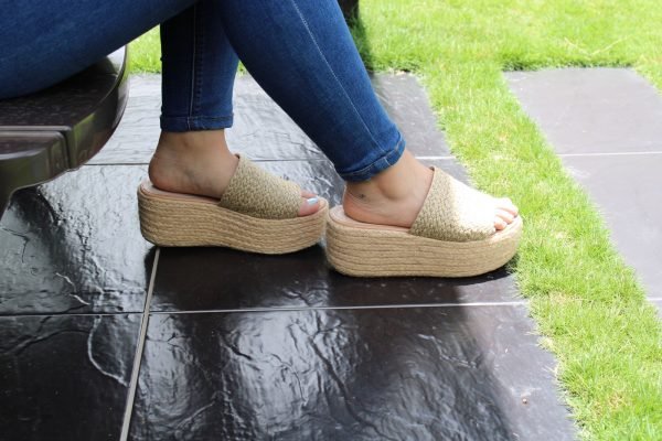 Sandalias de plataforma Beige - Imagen 2